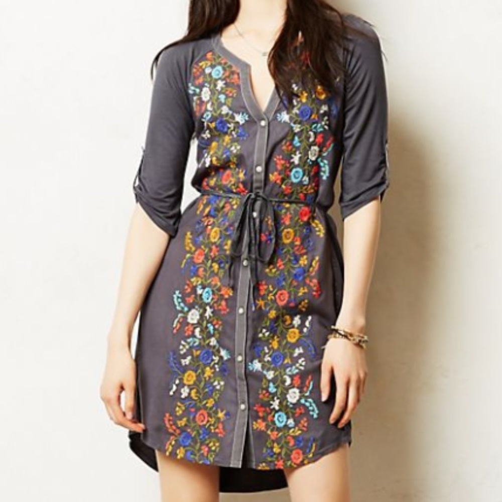 Anthro | Gathered Vines Embroidered Tunic Size S